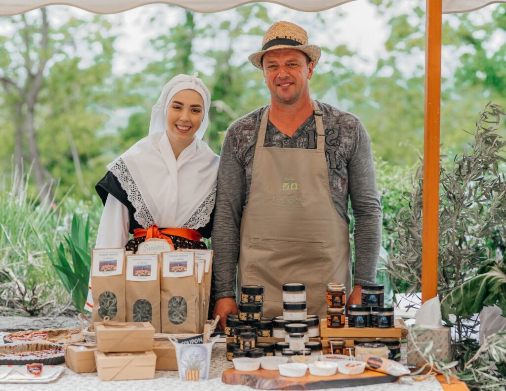 13. Praznik olja in bledeža