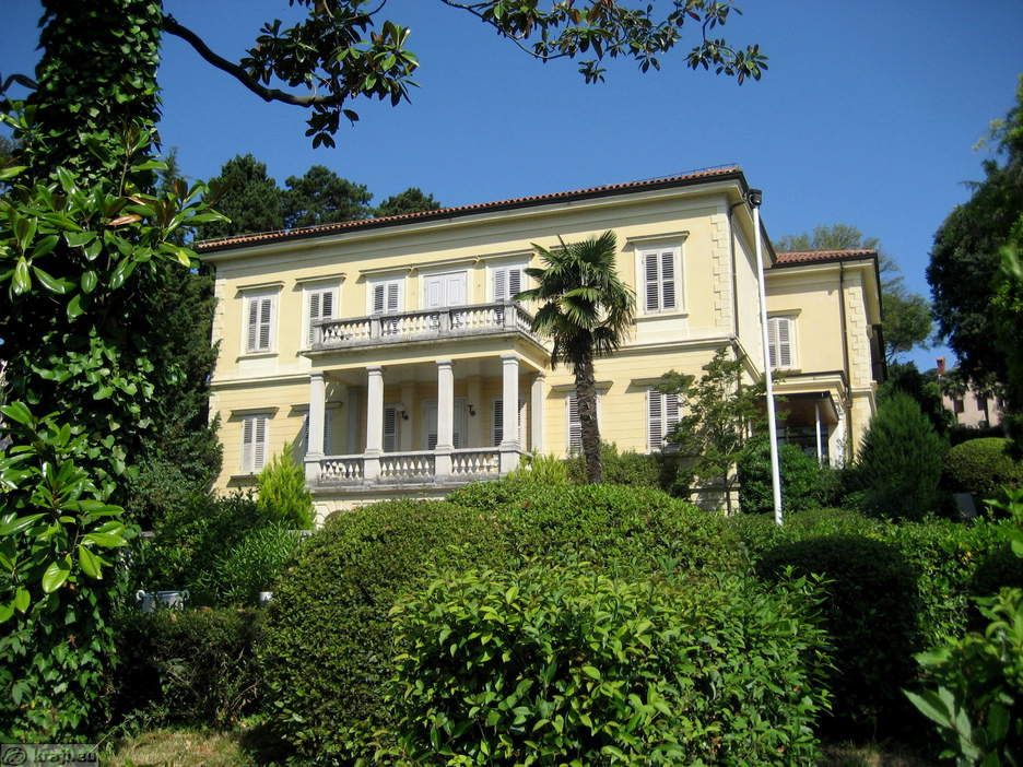 Villa Maria