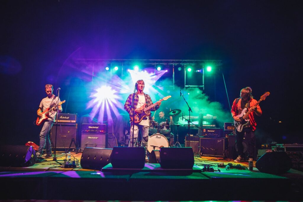 Unplugged at Mediadom: Paranoise