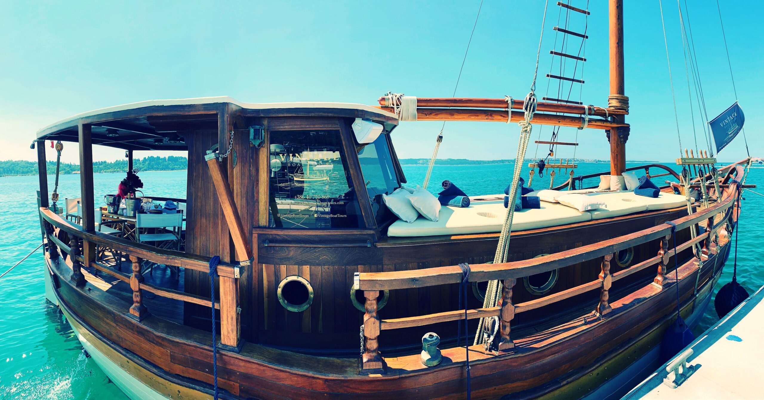 Vintage Boat Tours