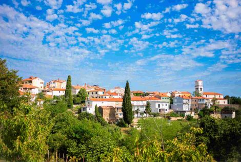 Kaštelir über Korte