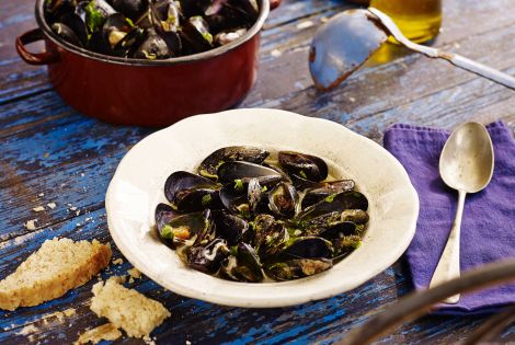 Pedoči (mussels) on buzara