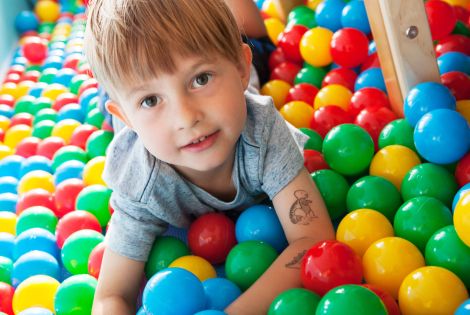 Playrooms, playgrounds and parks
