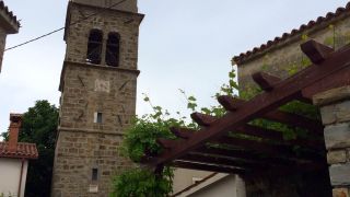 Cerkev sv. Blaža z zvonikom